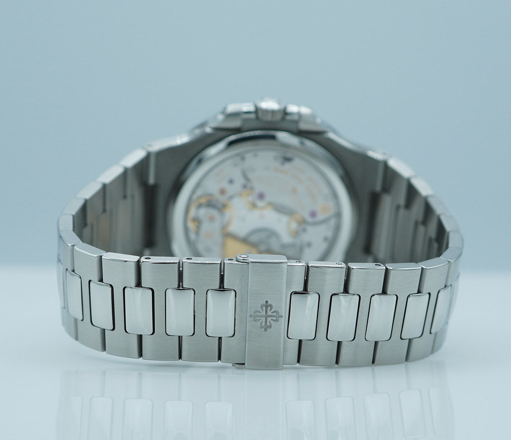 Patek Philippe 5712/1A Nautilus Steel Blue Dial Moonphase – 2022 Full Set