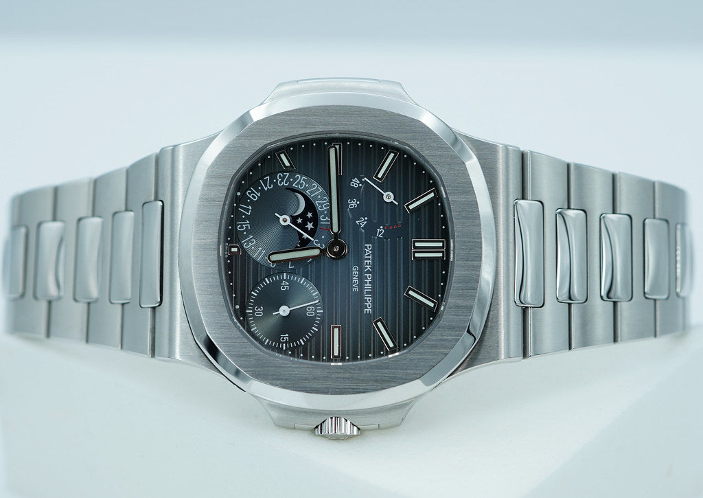 Patek Philippe 5712/1A Nautilus Steel Blue Dial Moonphase – 2022 Full Set