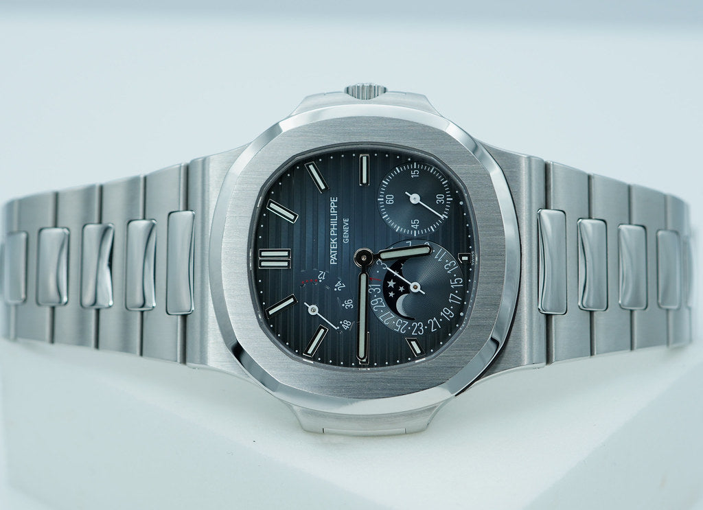 Patek Philippe 5712/1A Nautilus Steel Blue Dial Moonphase – 2022 Full Set