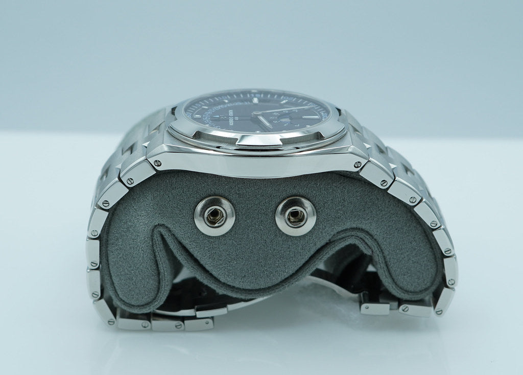 Vacheron Constantin Overseas 4000V Moonphase Retrograde Blue Dial – 2025 Boutique Exclusive