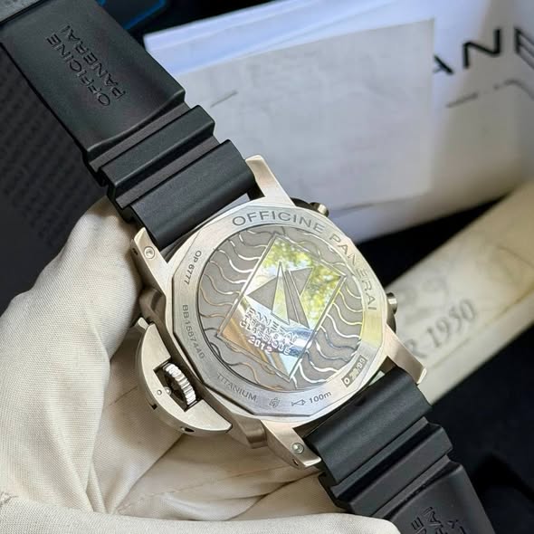 Panerai Luminor 1950 Rattrapante 8 Days Titanio PAM00427